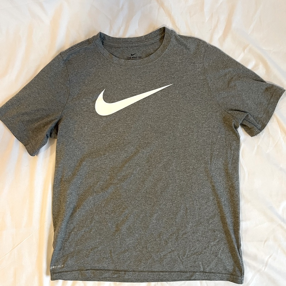 Nike dri fit t shirt